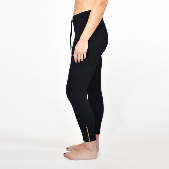 Thirteen Fit Apparel Black Joggers - Picture 3 of 4